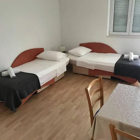 Silvano Apartment *