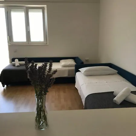 Apartment Silvano Murter