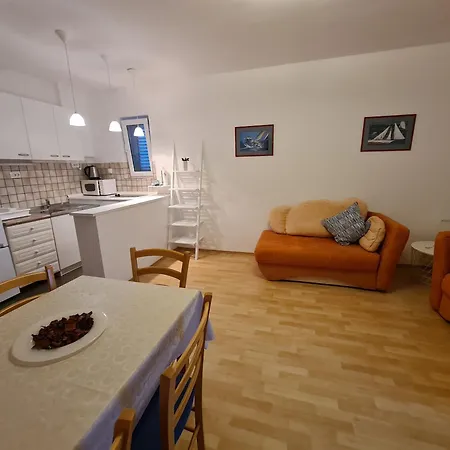 Apartment Silvano *